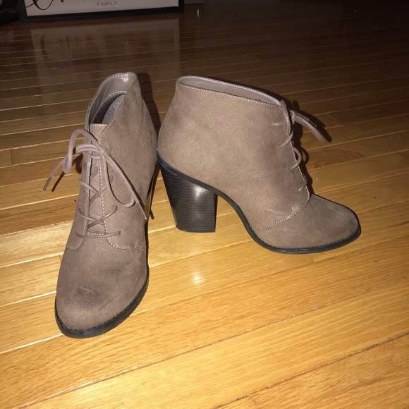 Grey botties - Picture 2 of 3